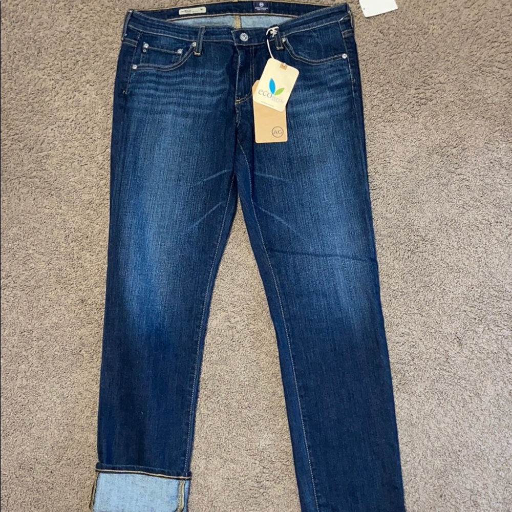 AG NEVER BEEN WORN “Stilt” jean with stretch